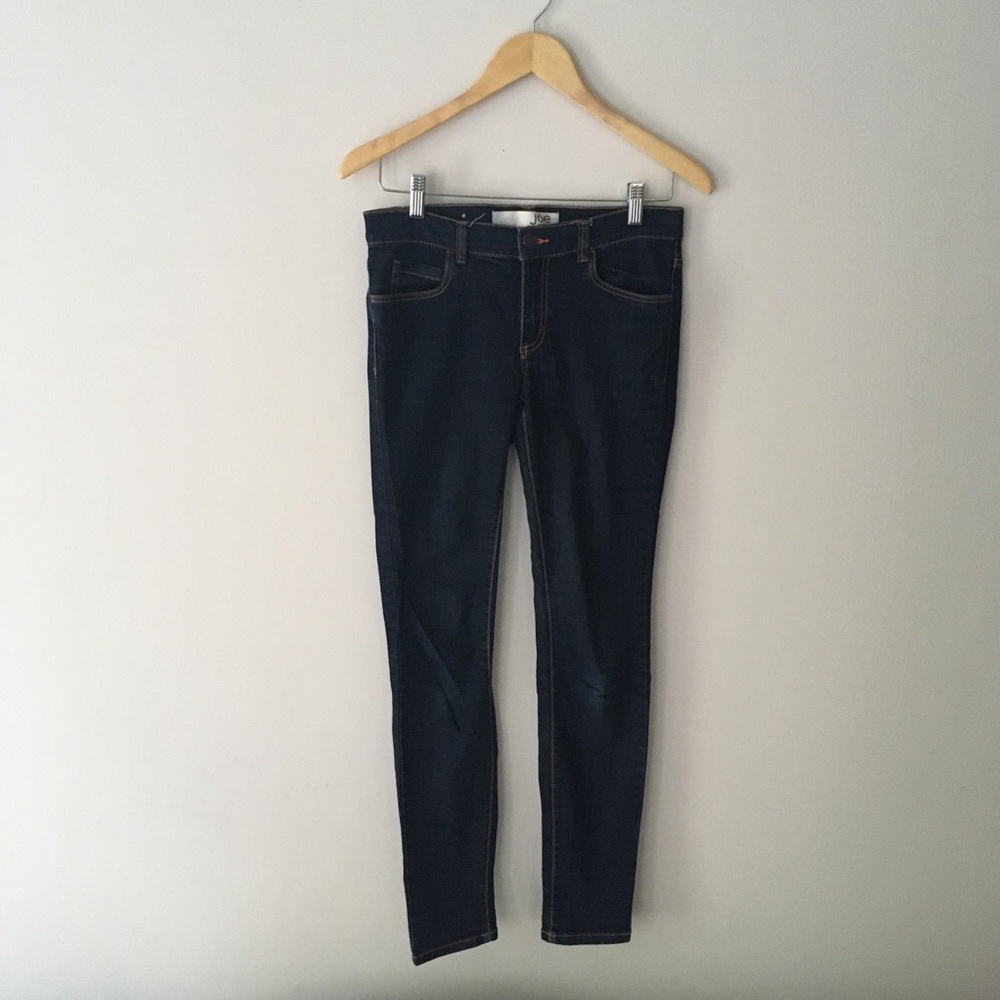 Slim Cut Jeans with Stretch